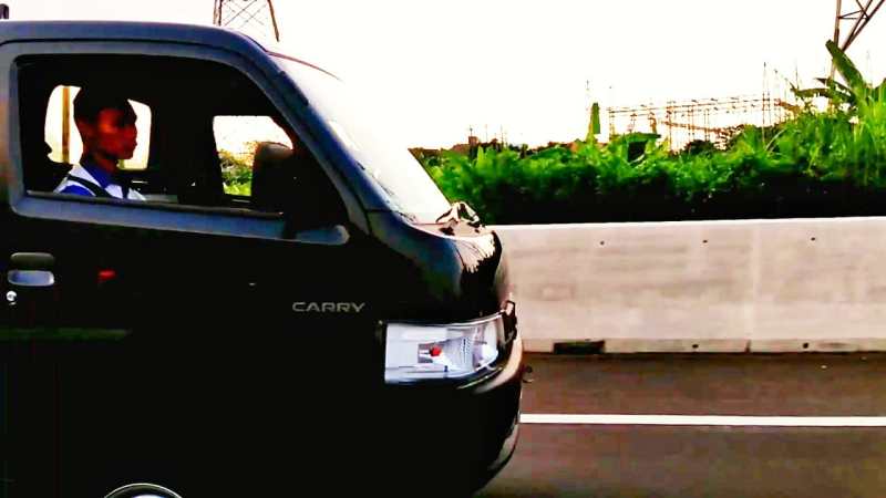 Mobil Suzuki Carry Pick Up Baru