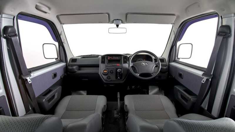 Interior Daihatsu Gran Max Minibus