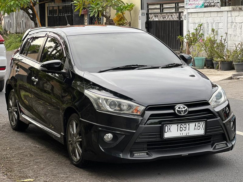 Harga Second Toyota Yaris 2015