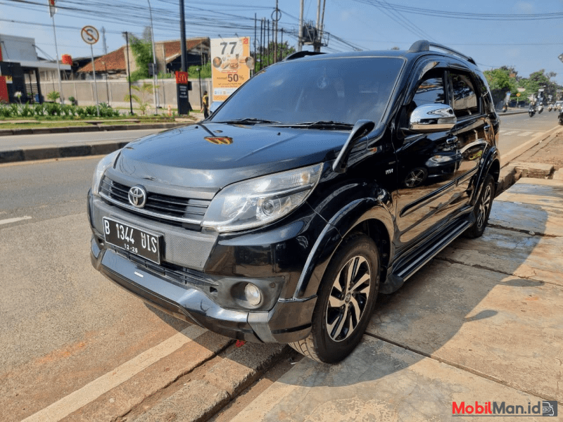 Toyota Rush Manual Bekas Jakarta